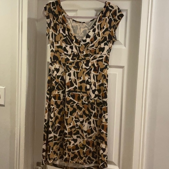Diane von Furstenburg Silk Dress Size 6 - Picture 4 of 4